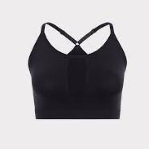 Black Torrid Unlined Seamless Fishnet Center Bralette size 0 Large